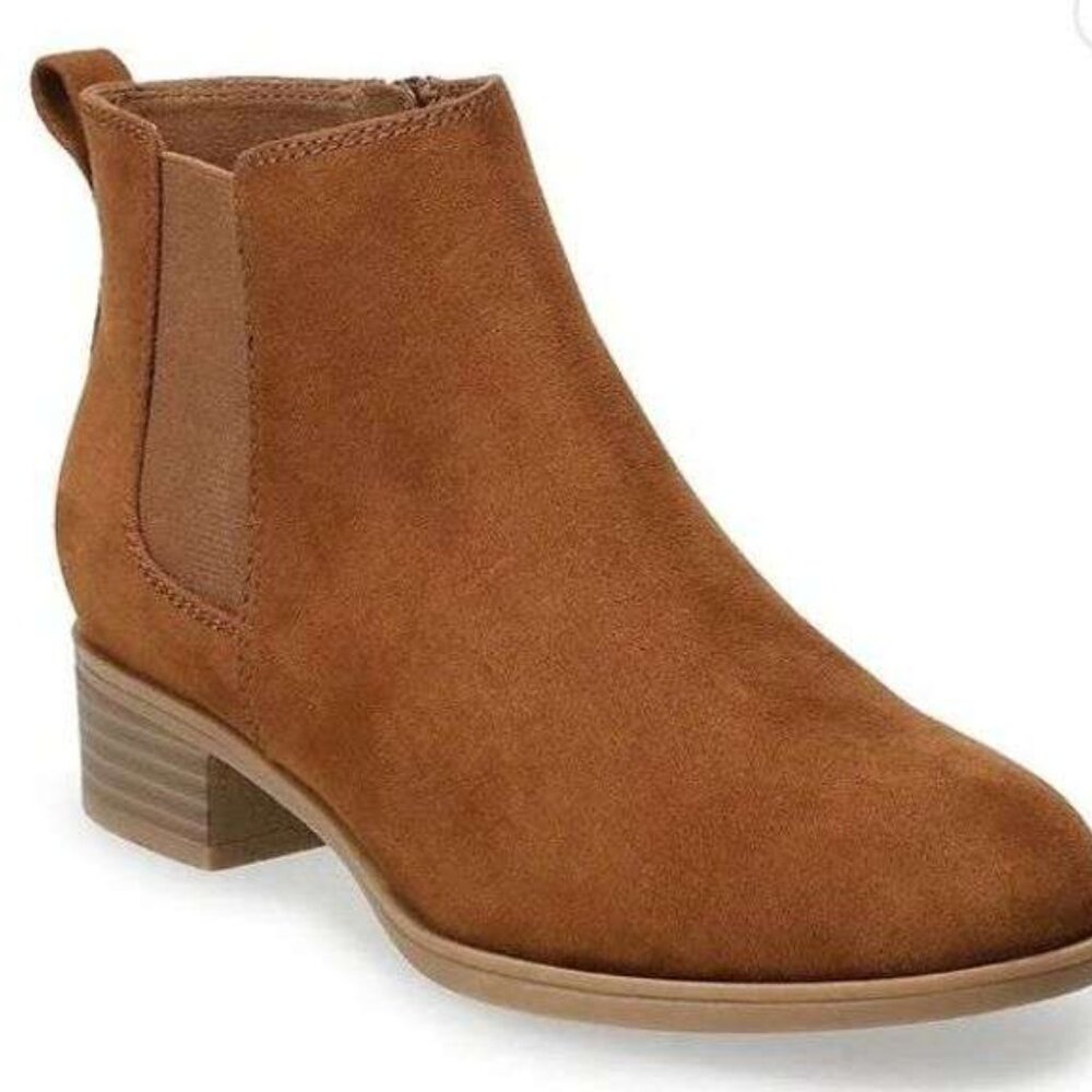 So Avery Cognac Faux Suede Heeled Bootie Size 8.5 Classic